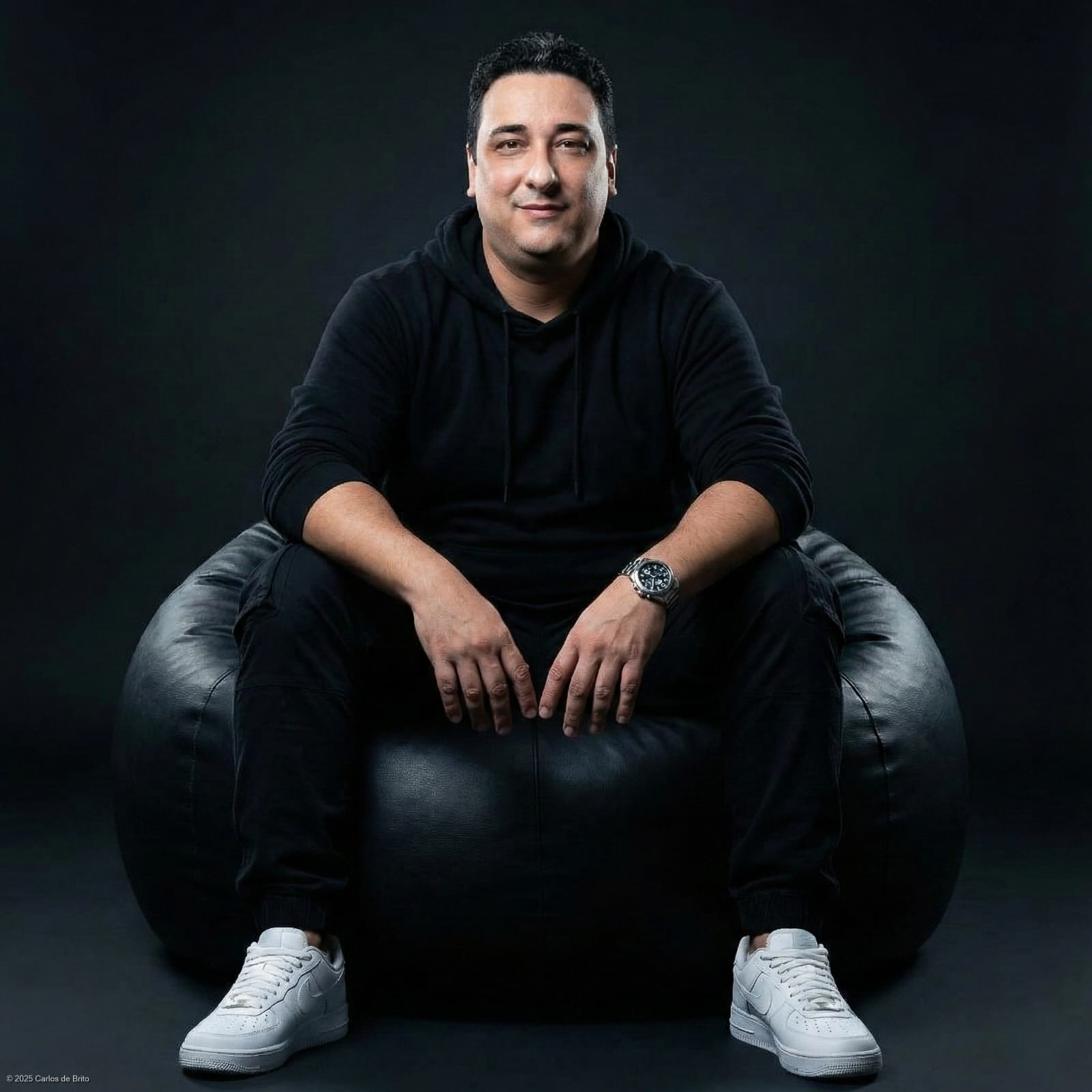 170226carlos retrato sofa1